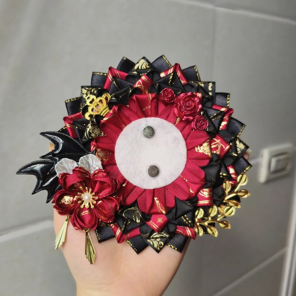 hand made luxury badge holder  - Luxury Bags Made In China incelemesi ve fiyatı