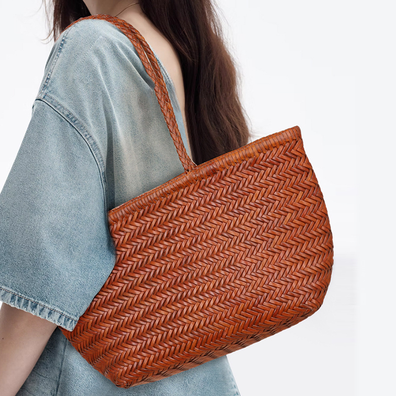 Genuine Leather Handwoven Tote - Luxury Bags Vintage incelemesi ve fiyatı