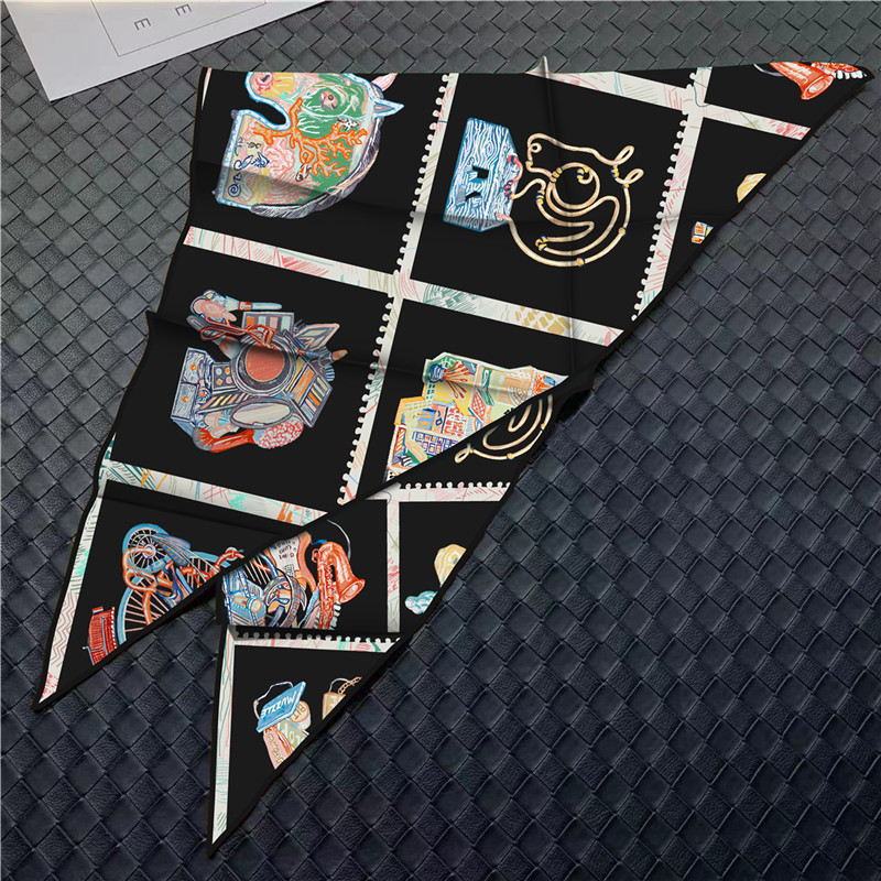 Triangle Silk Scarf Luxury Wom - Luxury Bags Hong Kong incelemesi ve fiyatı