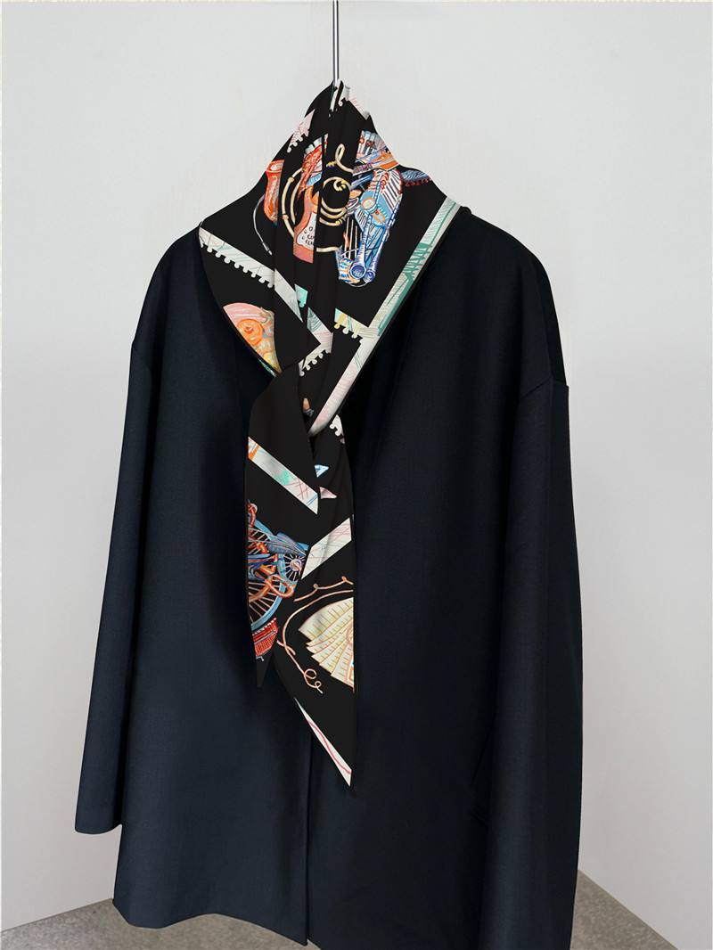 Triangle Silk Scarf Luxury Wom - Luxury Bags Hong Kong incelemesi ve fiyatı