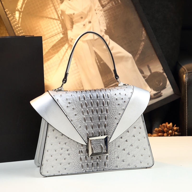 Diaper Bag Leather Crossbody H - Luxury Bags Paris incelemesi ve fiyatı